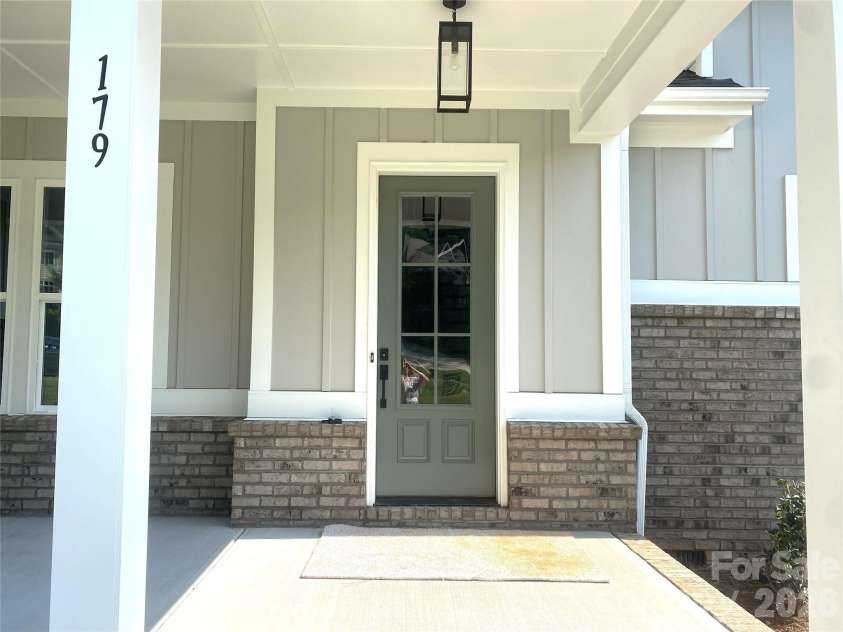 179 Chaska Loop, Troutman, NC 28166.  MLS# CAR4386501, YatesRealty ID 26098. 