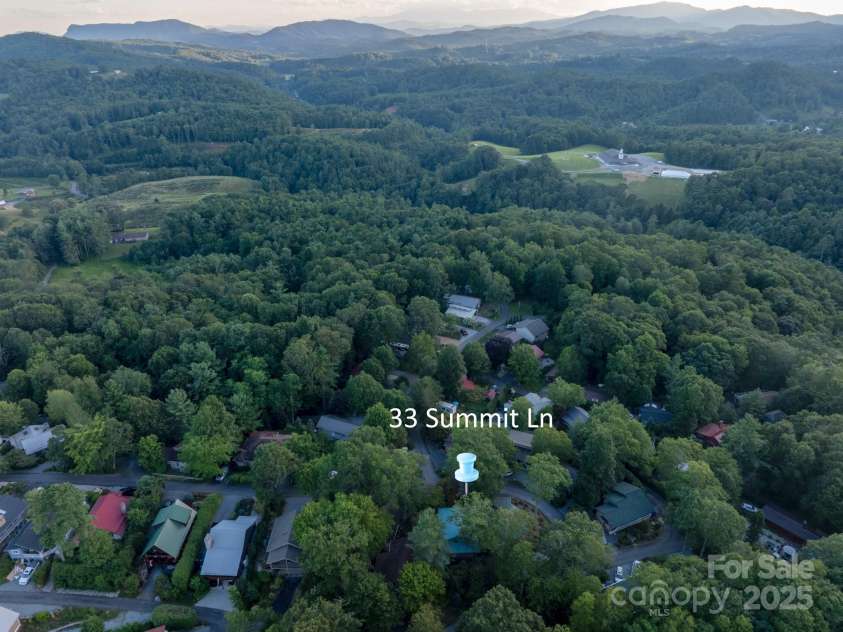 33 Summit Lane, Newland, NC 28657.  MLS# CAR4199046, YatesRealty ID 261. 