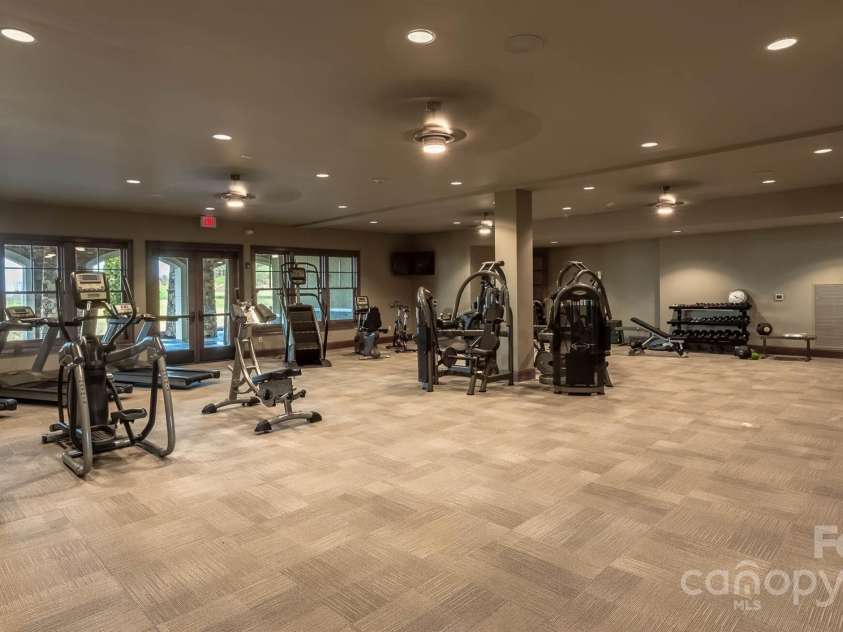 475 Dancing Bear Drive, Hendersonville, NC 28792.  MLS# CAR4244020, YatesRealty ID 261. 