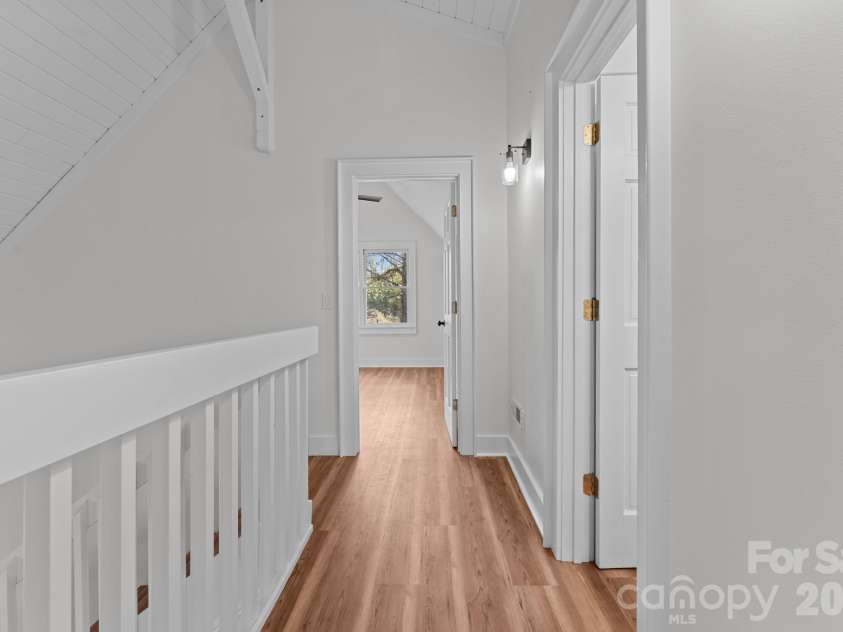 15 Glory Road, Franklin, NC 28734.  MLS# CAR4334665, YatesRealty ID 2610. 