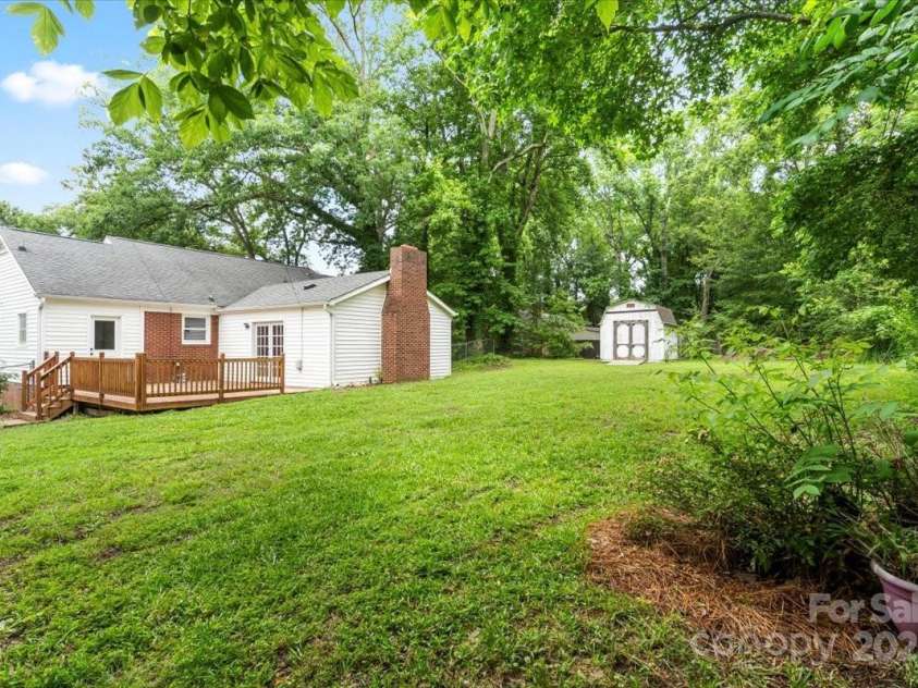 1512 Anthony Drive, Gastonia, NC 28052.  MLS# CAR4268994, YatesRealty ID 26100. 