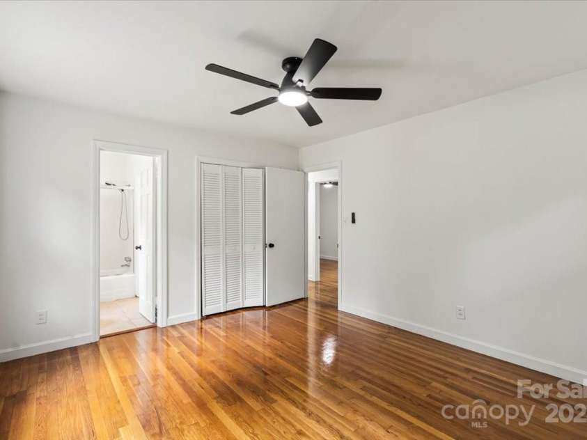 1512 Anthony Drive, Gastonia, NC 28052.  MLS# CAR4268994, YatesRealty ID 26100. 