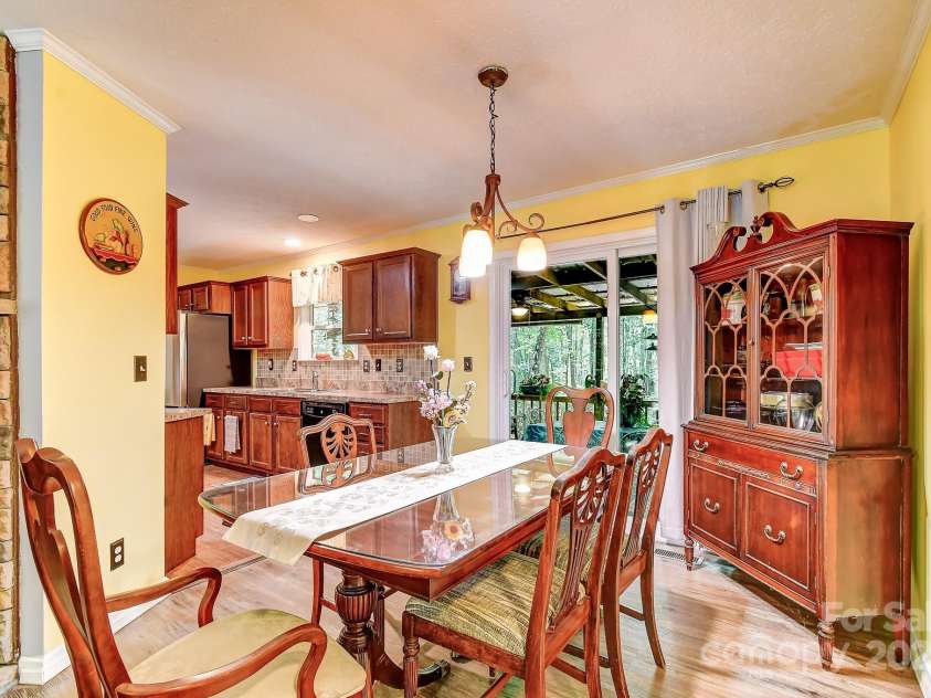 20 Jessica Lane, Barnardsville, NC 28709.  MLS# CAR4274665, YatesRealty ID 26101. 