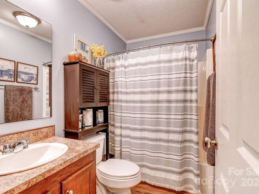 20 Jessica Lane, Barnardsville, NC 28709.  MLS# CAR4274665, YatesRealty ID 26101. 