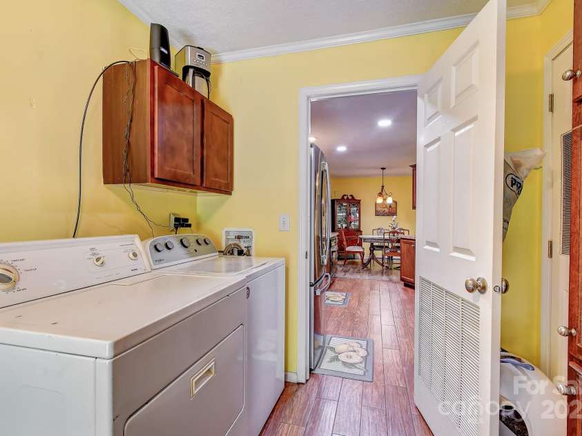 20 Jessica Lane, Barnardsville, NC 28709.  MLS# CAR4274665, YatesRealty ID 26101. 