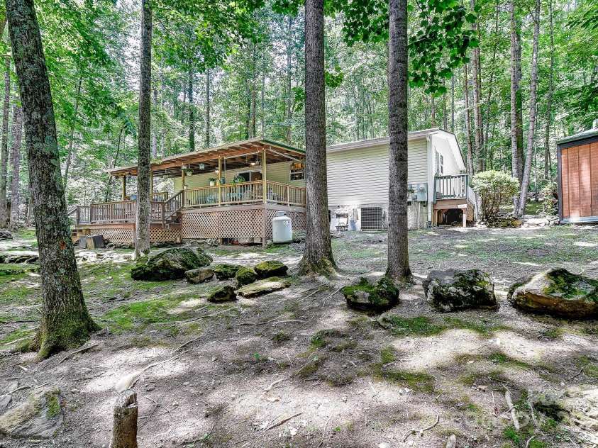 20 Jessica Lane, Barnardsville, NC 28709.  MLS# CAR4274665, YatesRealty ID 26101. 