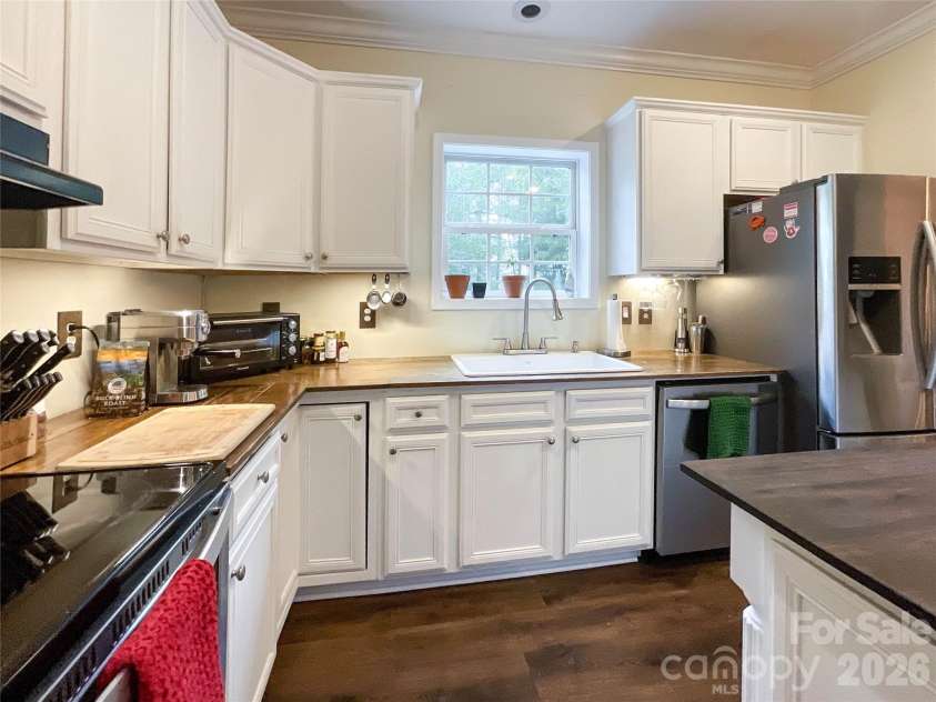 5507 Rocky River Road, Monroe, NC 28112.  MLS# CAR4386019, YatesRealty ID 26102. 