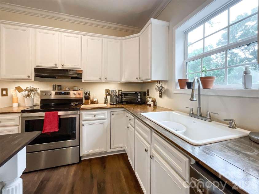 5507 Rocky River Road, Monroe, NC 28112.  MLS# CAR4386019, YatesRealty ID 26102. 