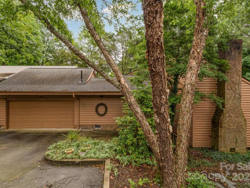 8968 St Croix Lane, Charlotte, NC 28277.  MLS# CAR4264693, YatesRealty ID 26102. 