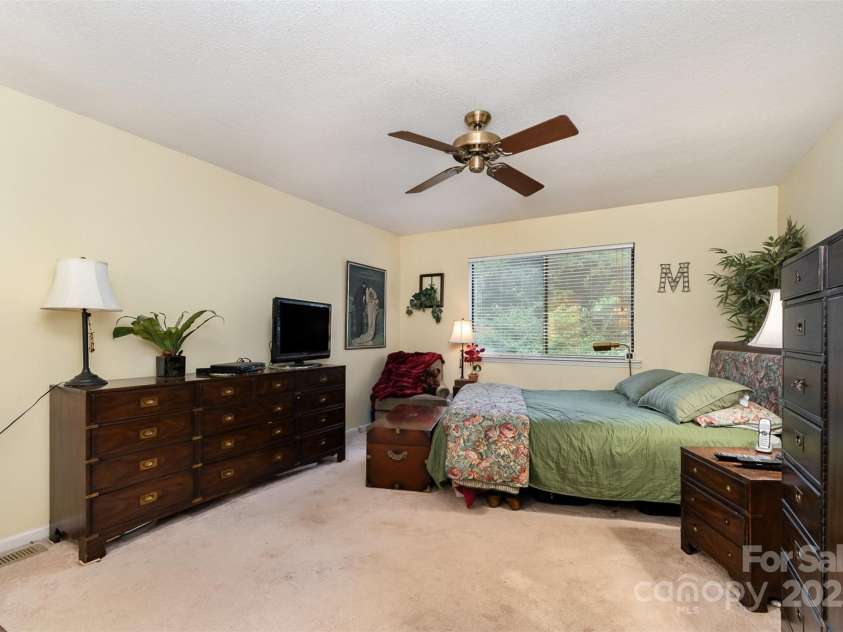 8968 St Croix Lane, Charlotte, NC 28277.  MLS# CAR4264693, YatesRealty ID 26102. 