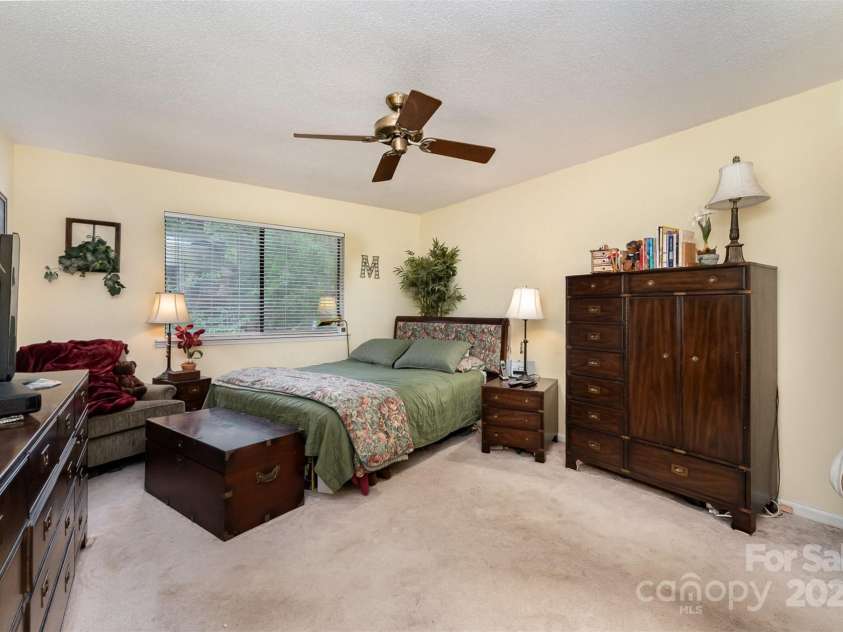 8968 St Croix Lane, Charlotte, NC 28277.  MLS# CAR4264693, YatesRealty ID 26102. 