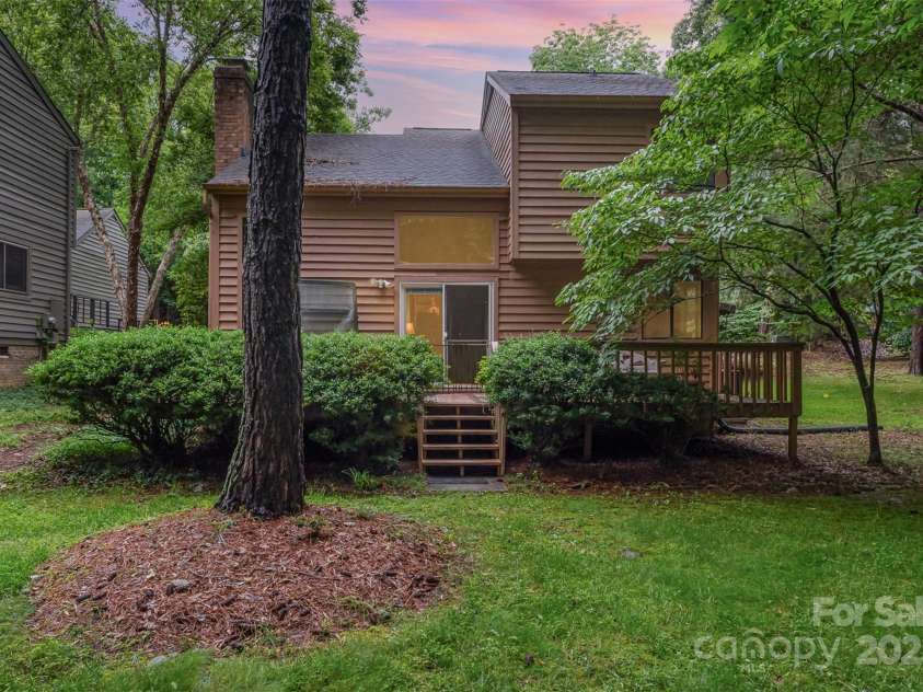 8968 St Croix Lane, Charlotte, NC 28277.  MLS# CAR4264693, YatesRealty ID 26102. 