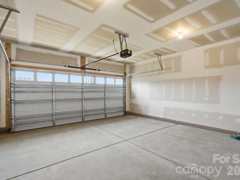 114 Pointer Trail, Troutman, NC 28166.  MLS# CAR4387480, YatesRealty ID 26103. Garage