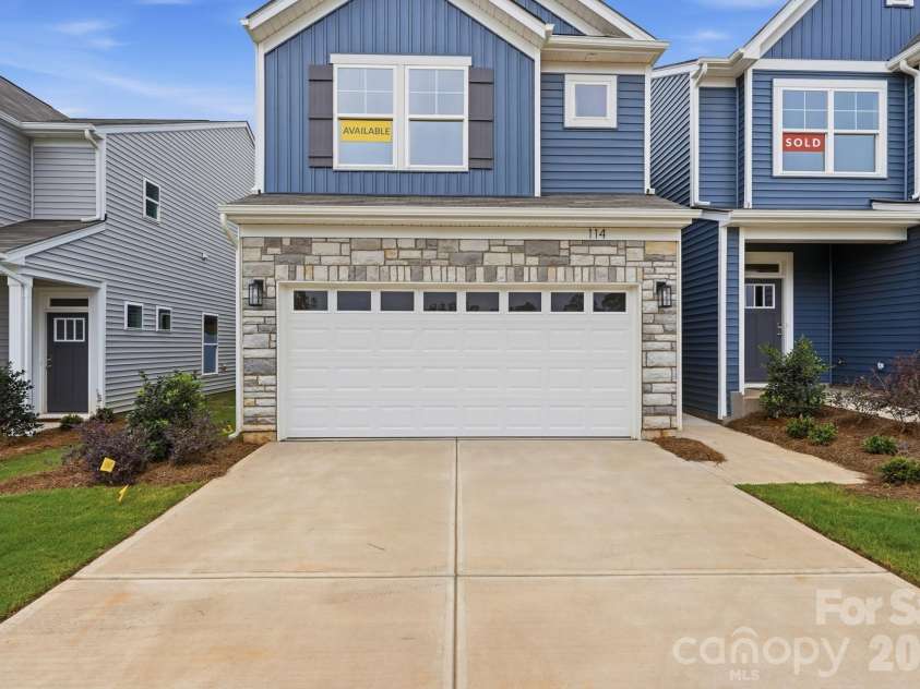 114 Pointer Trail, Troutman, NC 28166.  MLS# CAR4387480, YatesRealty ID 26103. Homesite 6 features an Elijah F floorplan