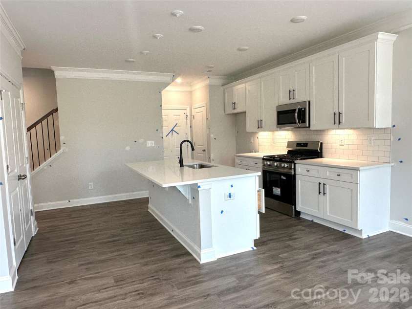 114 Pointer Trail, Troutman, NC 28166.  MLS# CAR4387480, YatesRealty ID 26103. Kitchen