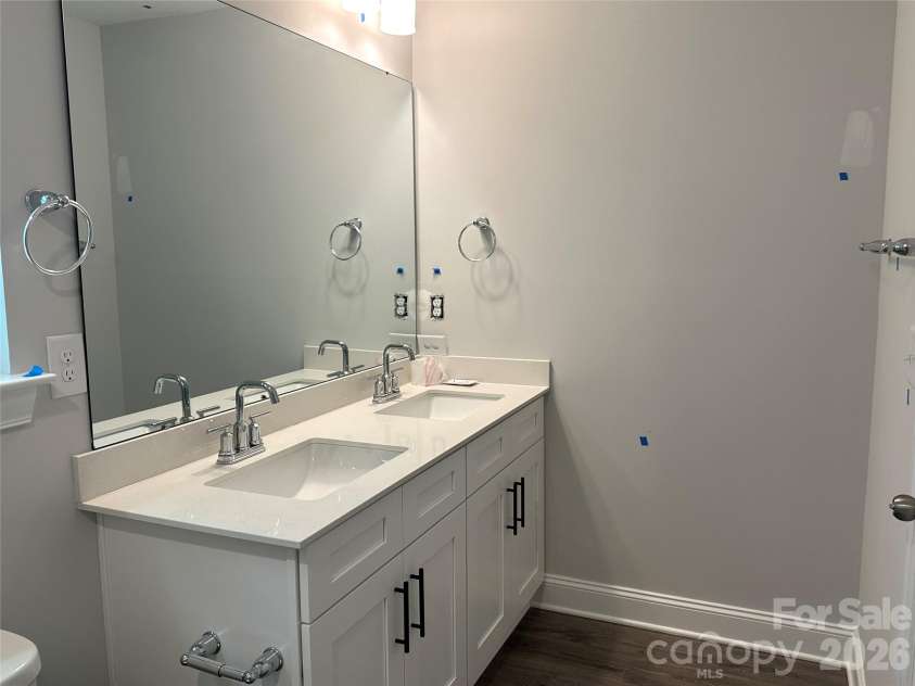 114 Pointer Trail, Troutman, NC 28166.  MLS# CAR4387480, YatesRealty ID 26103. Primary Bathroom