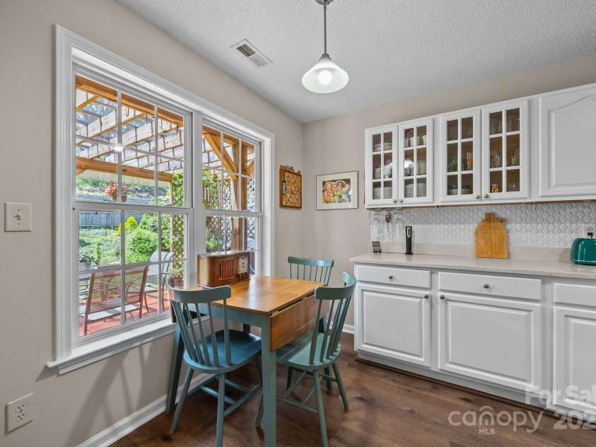 296 Planters Creek Road, Fletcher, NC 28732.  MLS# CAR4258283, YatesRealty ID 26103. 