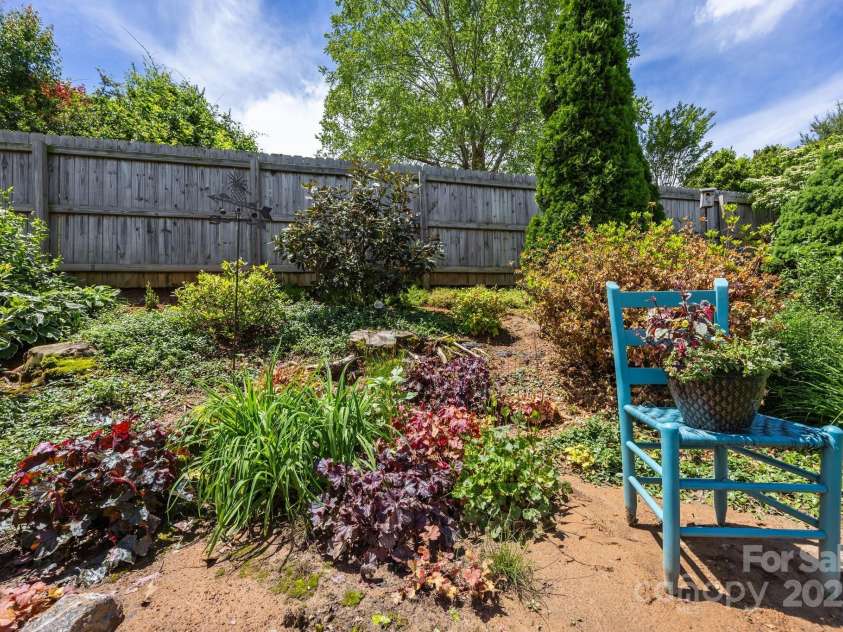 296 Planters Creek Road, Fletcher, NC 28732.  MLS# CAR4258283, YatesRealty ID 26103. 