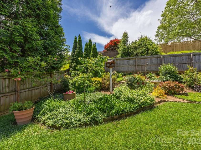 296 Planters Creek Road, Fletcher, NC 28732.  MLS# CAR4258283, YatesRealty ID 26103. 