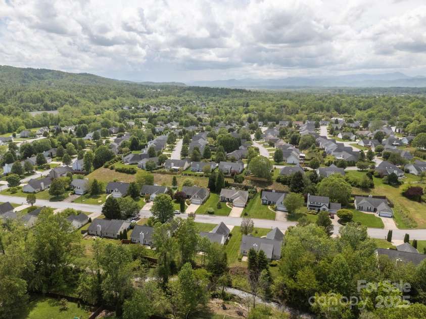 296 Planters Creek Road, Fletcher, NC 28732.  MLS# CAR4258283, YatesRealty ID 26103. 