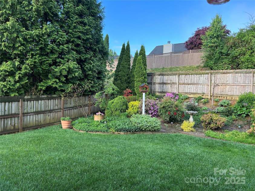 296 Planters Creek Road, Fletcher, NC 28732.  MLS# CAR4258283, YatesRealty ID 26103. 
