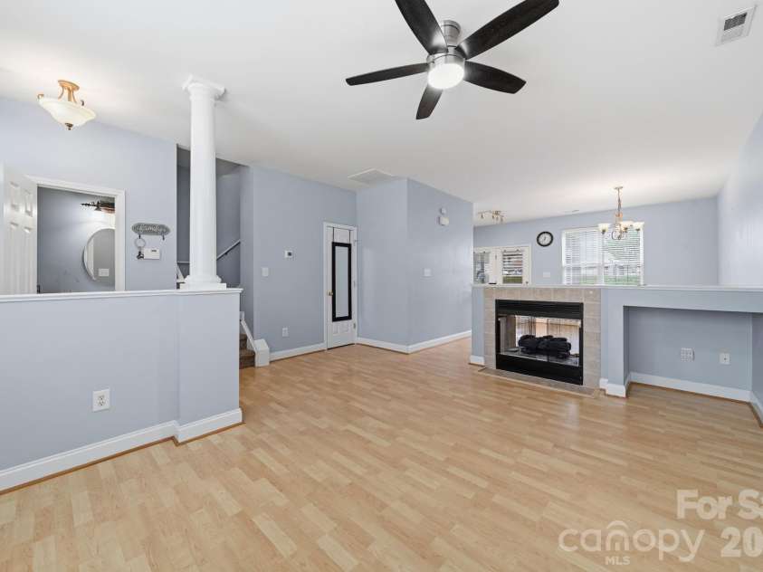2422 Loch Stone Drive, Gastonia, NC 28054.  MLS# CAR4387463, YatesRealty ID 26104. 