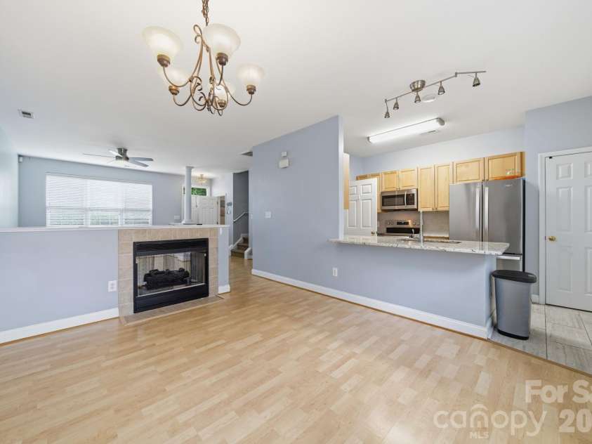 2422 Loch Stone Drive, Gastonia, NC 28054.  MLS# CAR4387463, YatesRealty ID 26104. 