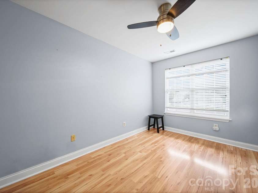 2422 Loch Stone Drive, Gastonia, NC 28054.  MLS# CAR4387463, YatesRealty ID 26104. 