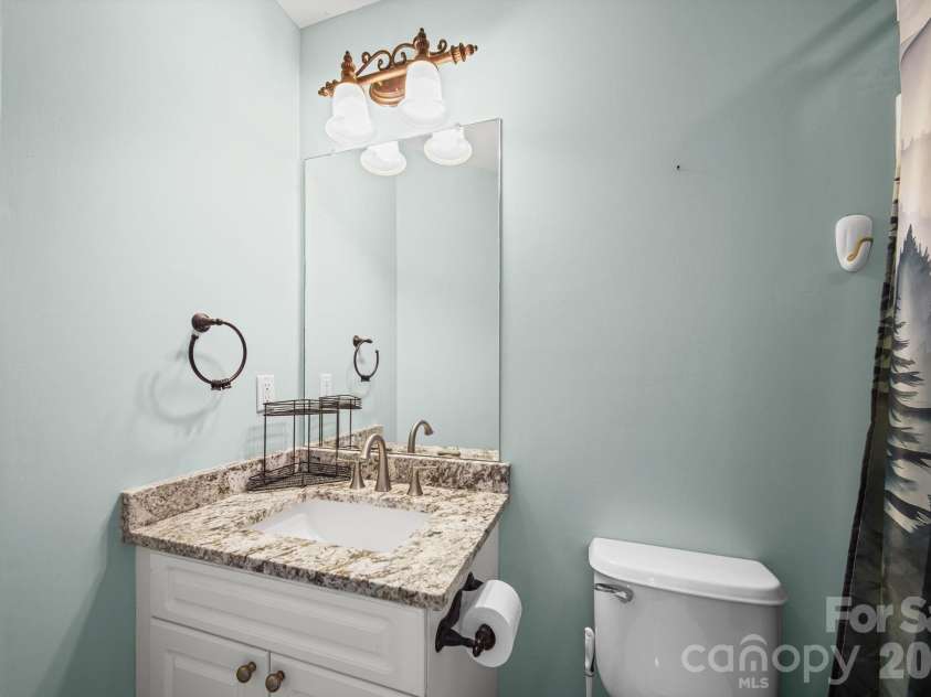2422 Loch Stone Drive, Gastonia, NC 28054.  MLS# CAR4387463, YatesRealty ID 26104. 