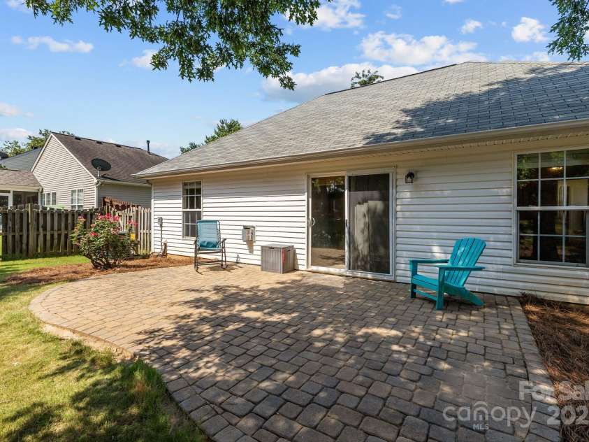 8341 Chatsworth Drive, Indian Land, SC 29707.  MLS# CAR4279827, YatesRealty ID 26104. 