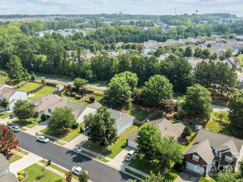 8341 Chatsworth Drive, Indian Land, SC 29707.  MLS# CAR4279827, YatesRealty ID 26104. 