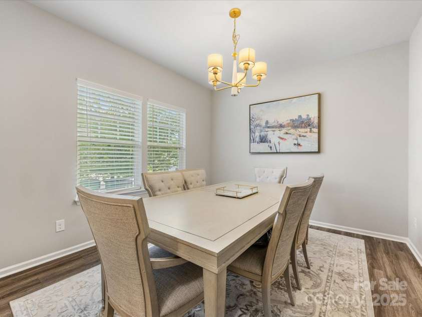 4014 Stockbrook Drive, Charlotte, NC 28215.  MLS# CAR4272265, YatesRealty ID 26105. 