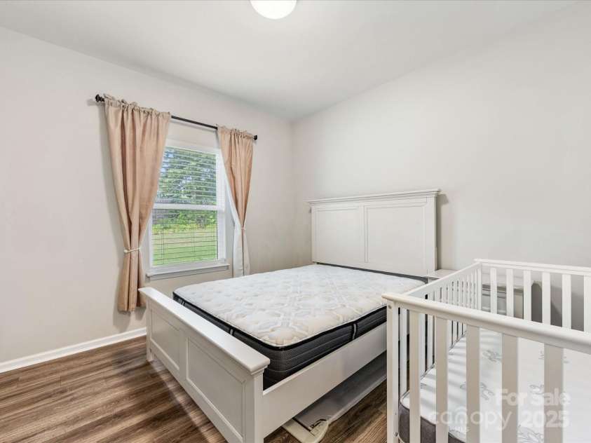 4014 Stockbrook Drive, Charlotte, NC 28215.  MLS# CAR4272265, YatesRealty ID 26105. Guest Bedroom on Main