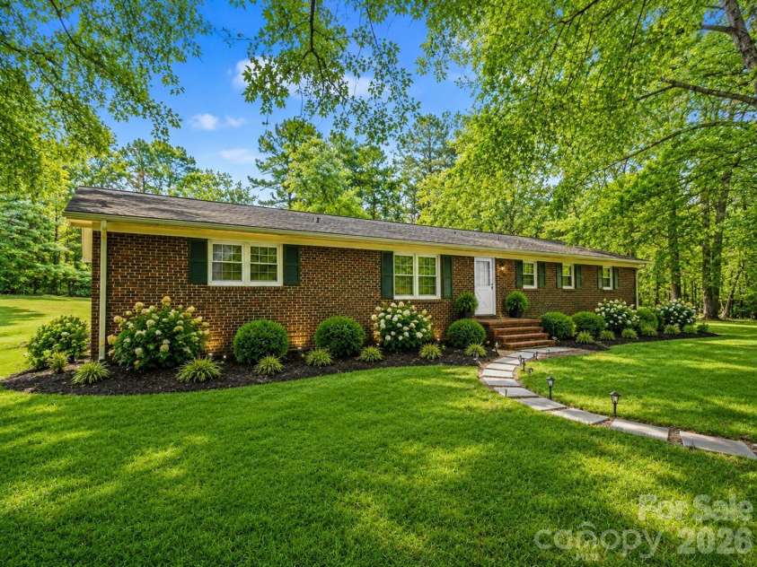 211 Lakeview Road, Cherryville, NC 28021.  MLS# CAR4387475, YatesRealty ID 26106. 