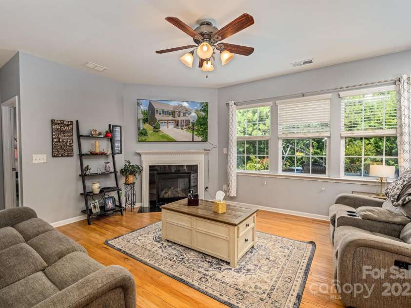 134 Cherry Bark Drive, Mooresville, NC 28117.  MLS# CAR4274473, YatesRealty ID 26107. Great Room w/Gas Fireplace