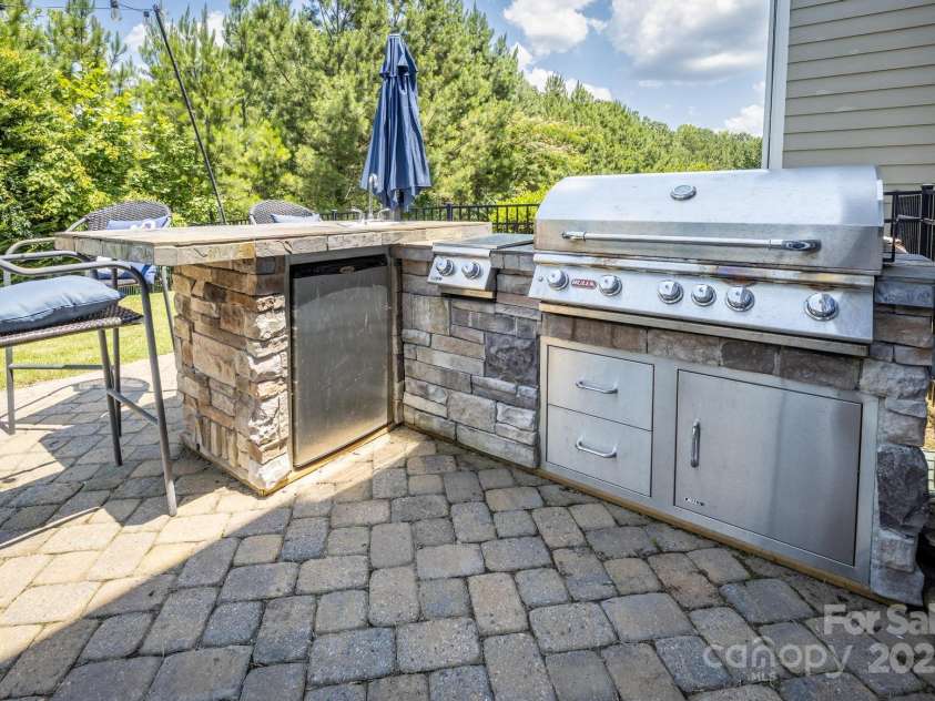 134 Cherry Bark Drive, Mooresville, NC 28117.  MLS# CAR4274473, YatesRealty ID 26107. Outdoor Kitchen/Grill Area