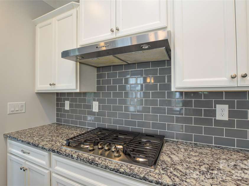 10149 Meeting House Drive, Huntersville, NC 28078.  MLS# CAR4276178, YatesRealty ID 26108. 