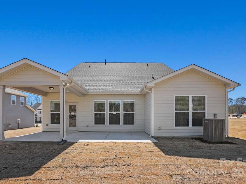 1006 Kinship Drive, Lancaster, SC 29720.  MLS# CAR4273737, YatesRealty ID 26110. Outdoor Living