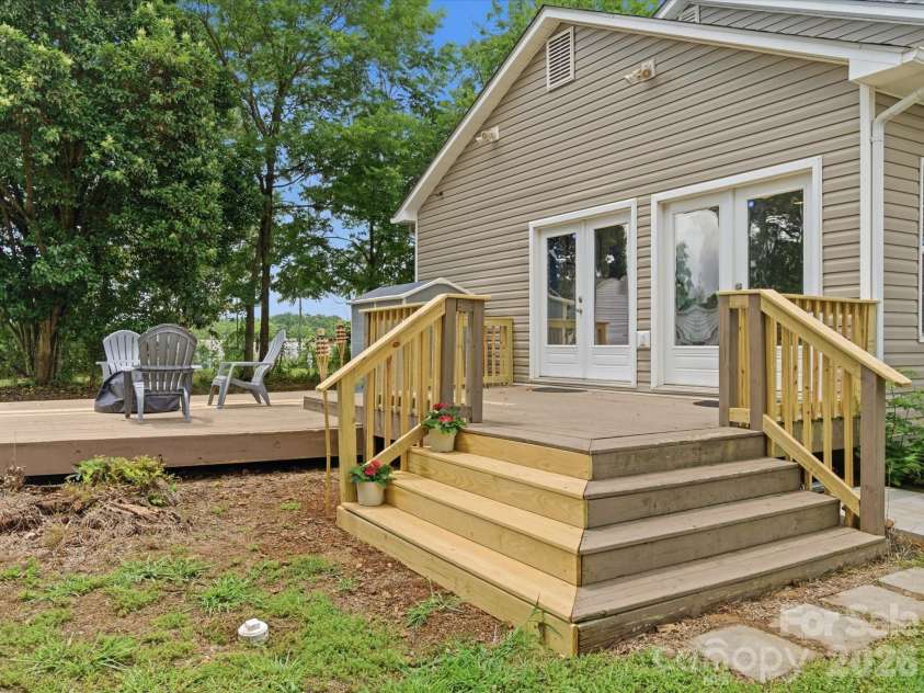 2 Poe Street, Rock Hill, SC 29730.  MLS# CAR4386621, YatesRealty ID 26110. 