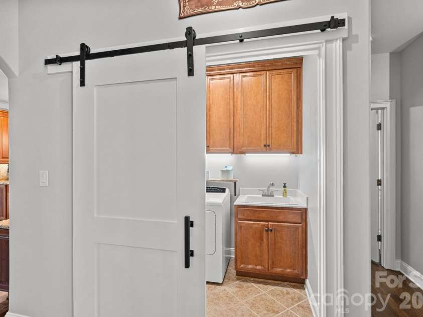 7809 Oak Haven Lane, Stanley, NC 28164.  MLS# CAR4387543, YatesRealty ID 26111. 