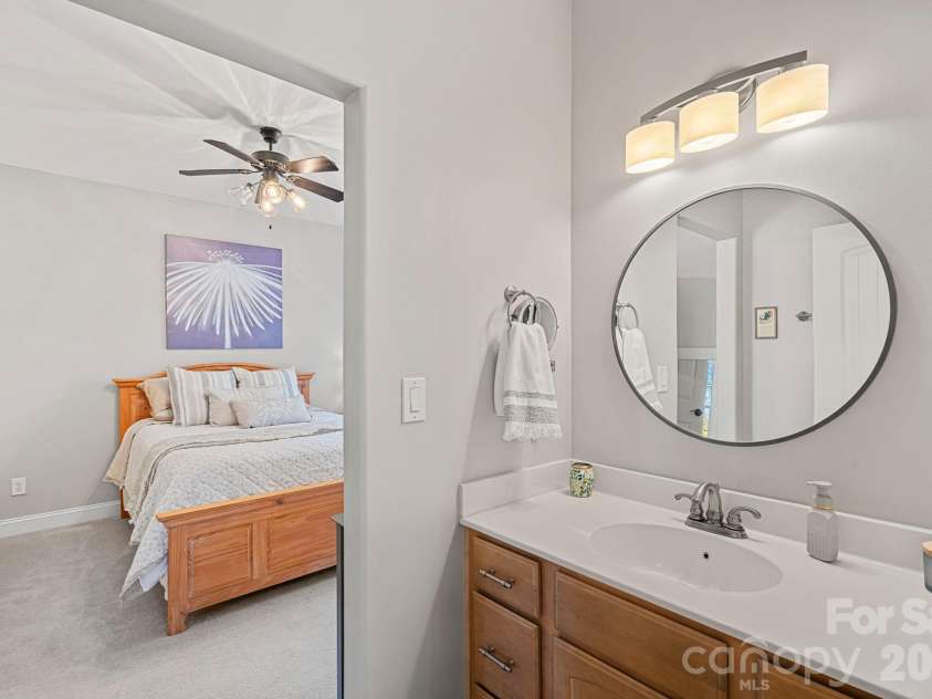7809 Oak Haven Lane, Stanley, NC 28164.  MLS# CAR4387543, YatesRealty ID 26111. 