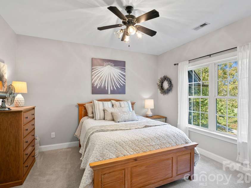 7809 Oak Haven Lane, Stanley, NC 28164.  MLS# CAR4387543, YatesRealty ID 26111. 