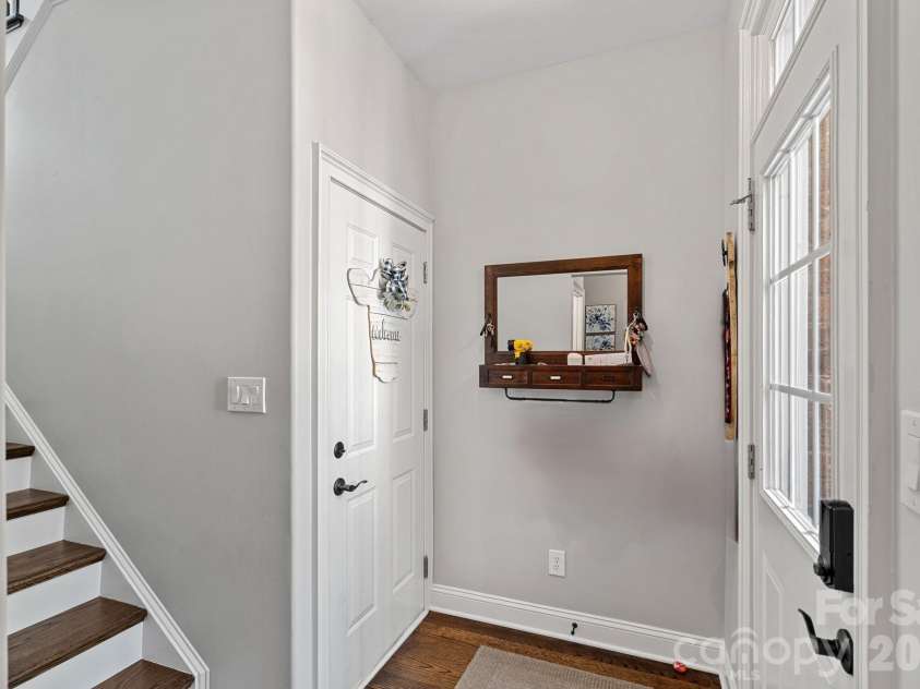 7809 Oak Haven Lane, Stanley, NC 28164.  MLS# CAR4387543, YatesRealty ID 26111. 