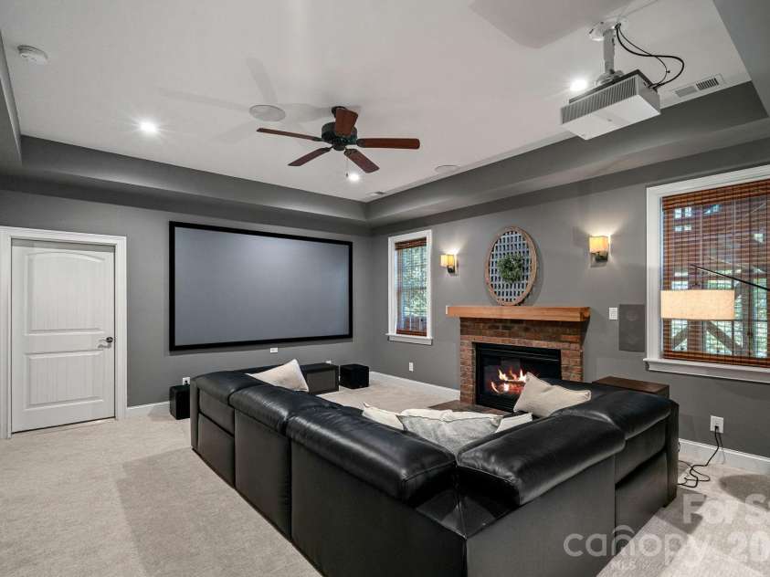7809 Oak Haven Lane, Stanley, NC 28164.  MLS# CAR4387543, YatesRealty ID 26111. 
