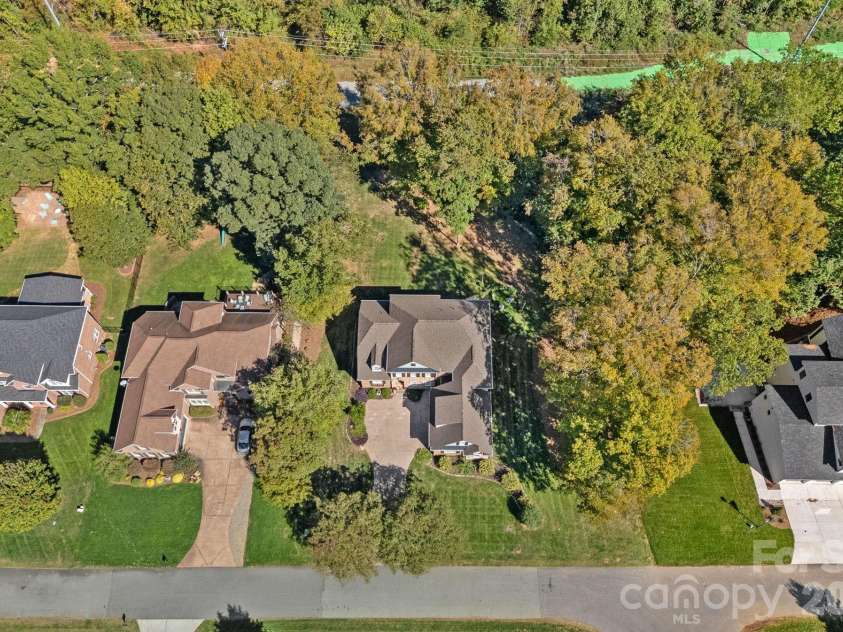 7809 Oak Haven Lane, Stanley, NC 28164.  MLS# CAR4387543, YatesRealty ID 26111. 