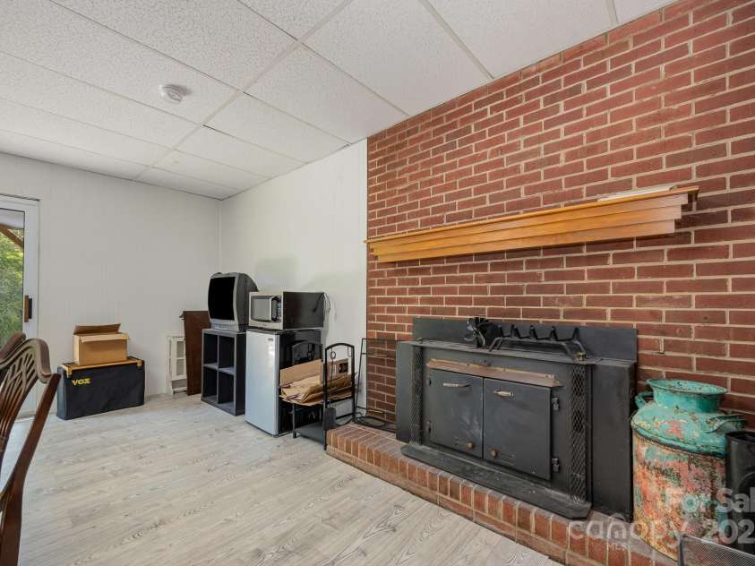 301 Rosemont Avenue, Concord, NC 28025.  MLS# CAR4275939, YatesRealty ID 26112. 