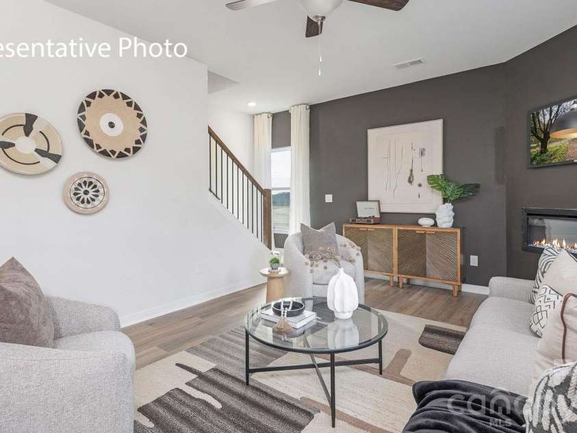 6605 Barcelona Way, Charlotte, NC 28214.  MLS# CAR4387553, YatesRealty ID 26112. 