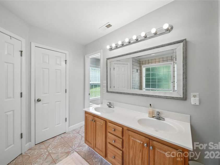 2701 Parkwest Drive, Albemarle, NC 28001.  MLS# CAR4277388, YatesRealty ID 26114. 