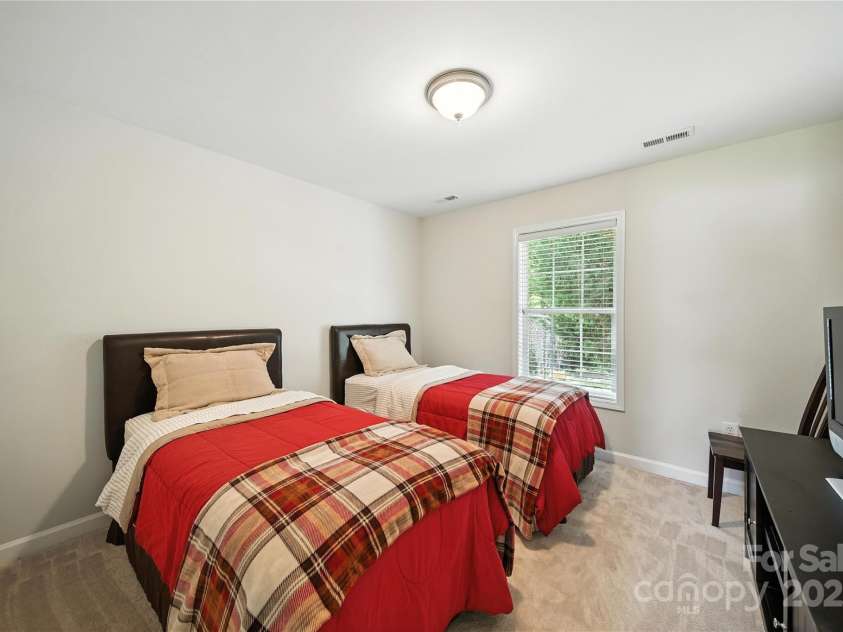 2701 Parkwest Drive, Albemarle, NC 28001.  MLS# CAR4277388, YatesRealty ID 26114. 