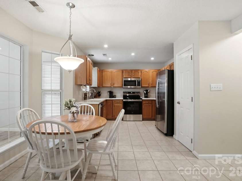 6000 Carriage Oaks Drive, Charlotte, NC 28262.  MLS# CAR4386305, YatesRealty ID 26115. 